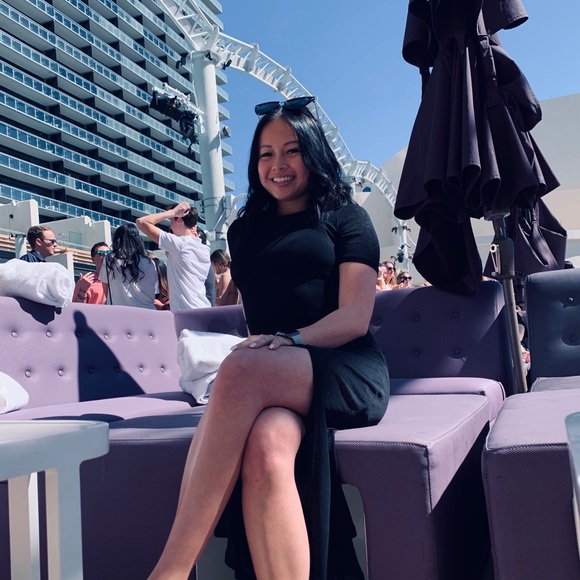 Meet your Posher, Sandra - Picture 1 of 1